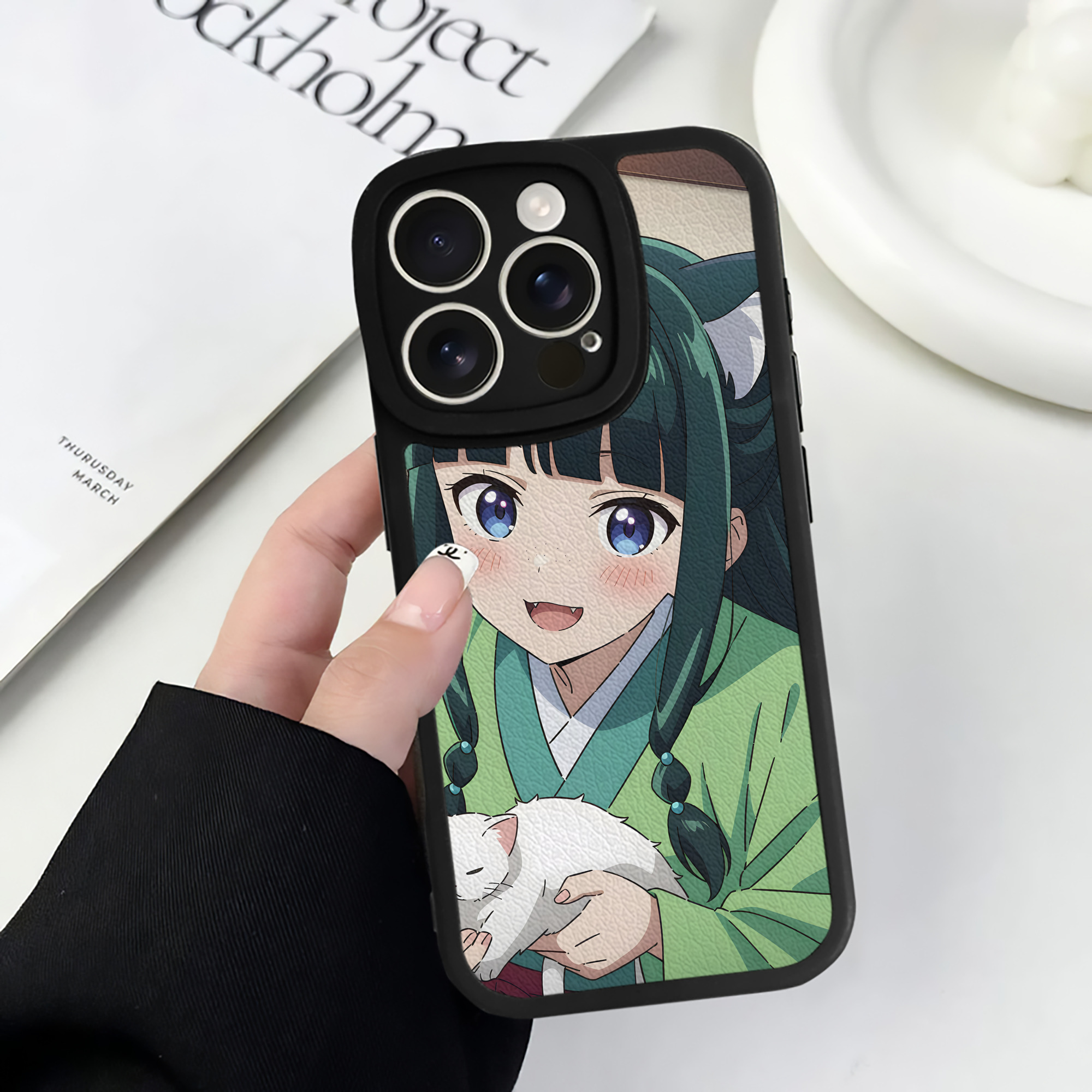 （画像用） 薬屋のひとりごと The Apothecary Diaries 【iPhone 16シリーズ対応】シリコンスマホケース（レザー調） 材質：シリコン